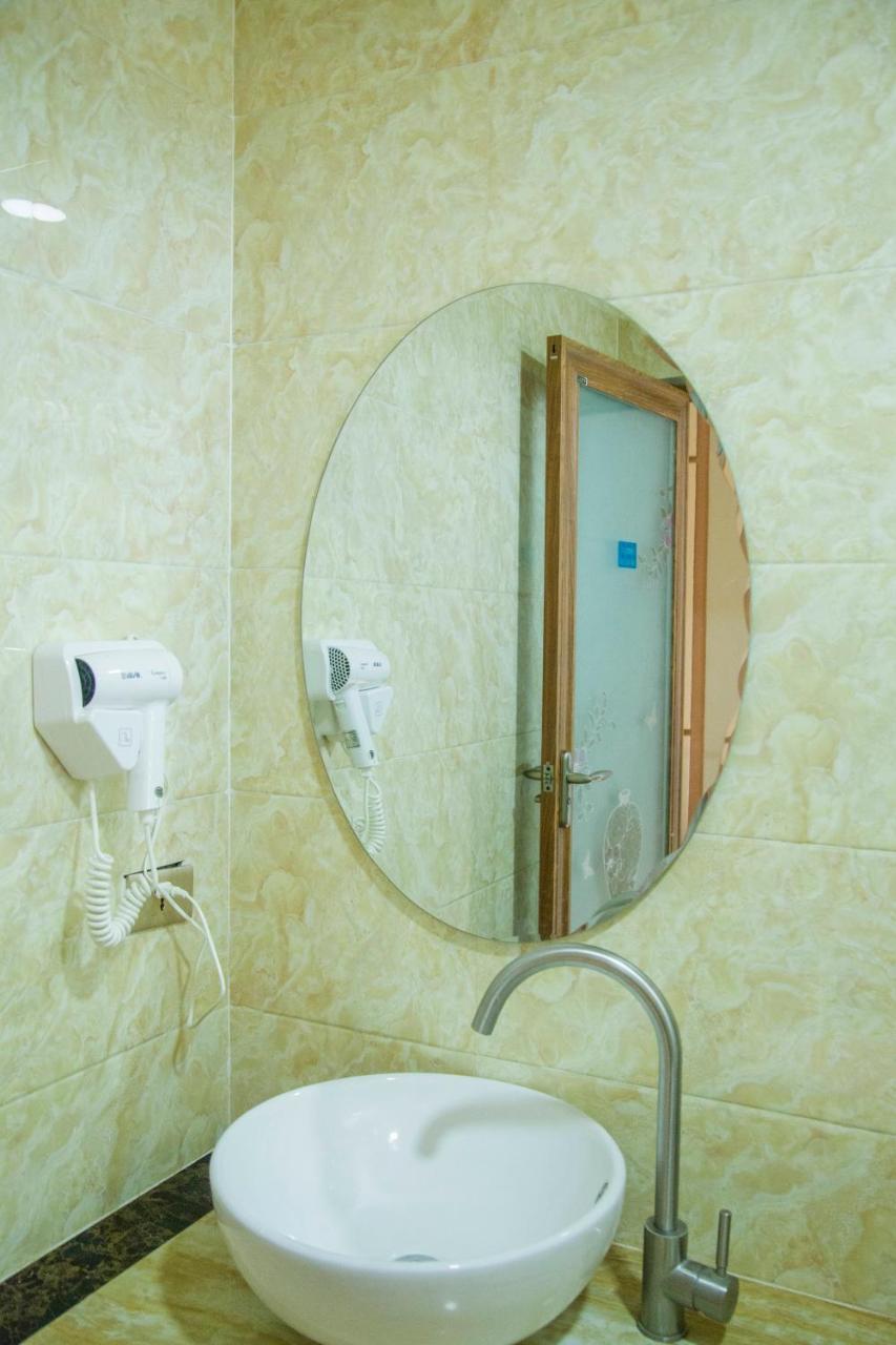 Khách Sạn Hoàng Gia Lào Cai - Hoang Gia Hotel Extérieur photo